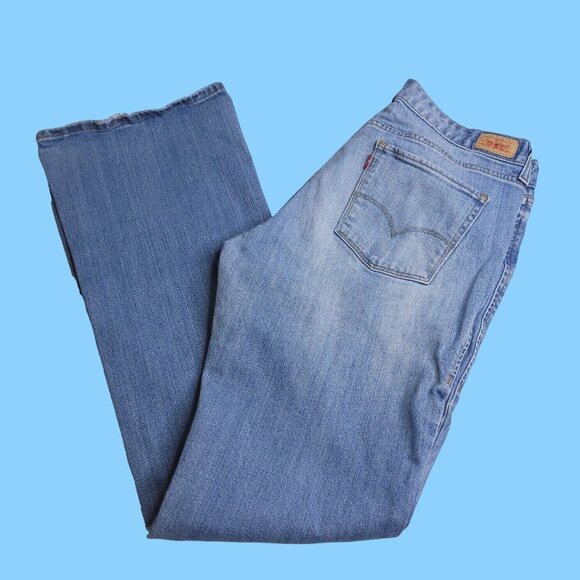 Levis 553 Womens Bootcut Jeans Size 12L Light Wash Mid Rise Denim Casual - Picture 1 of 8